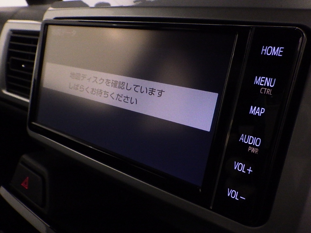 TOYOTA PIXIS MEGA 2020
