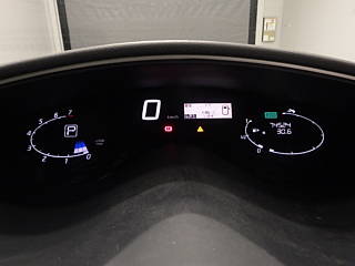 NISSAN SERENA 2014