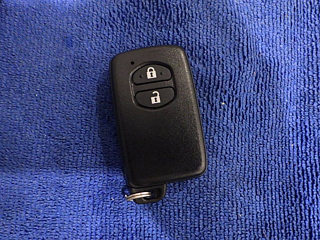 TOYOTA VITZ 2019