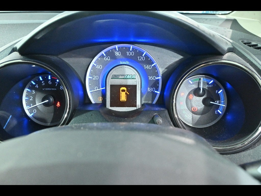 HONDA FIT SHUTTLE 2013