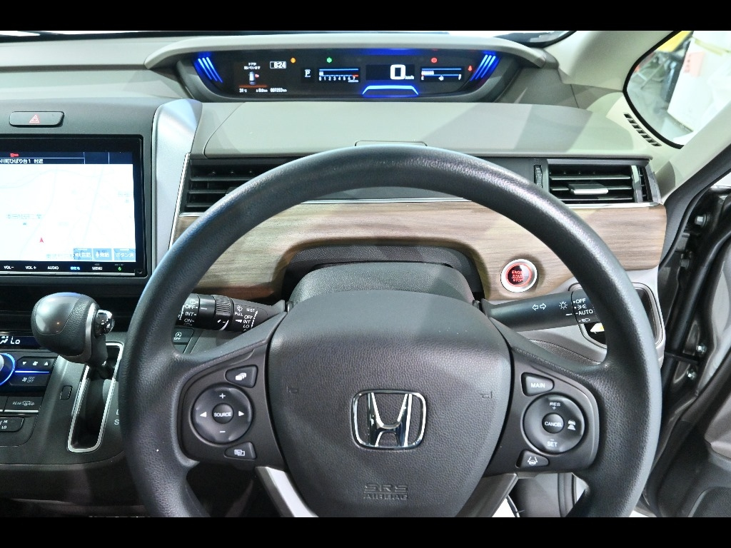 HONDA FREED 2024
