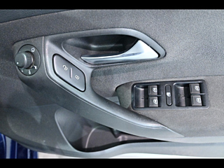 VOLKSWAGEN POLO 2012