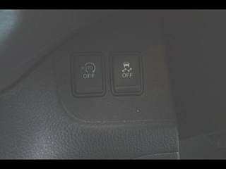 NISSAN SERENA 2013