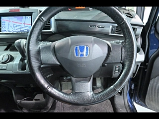 HONDA FREED 2009