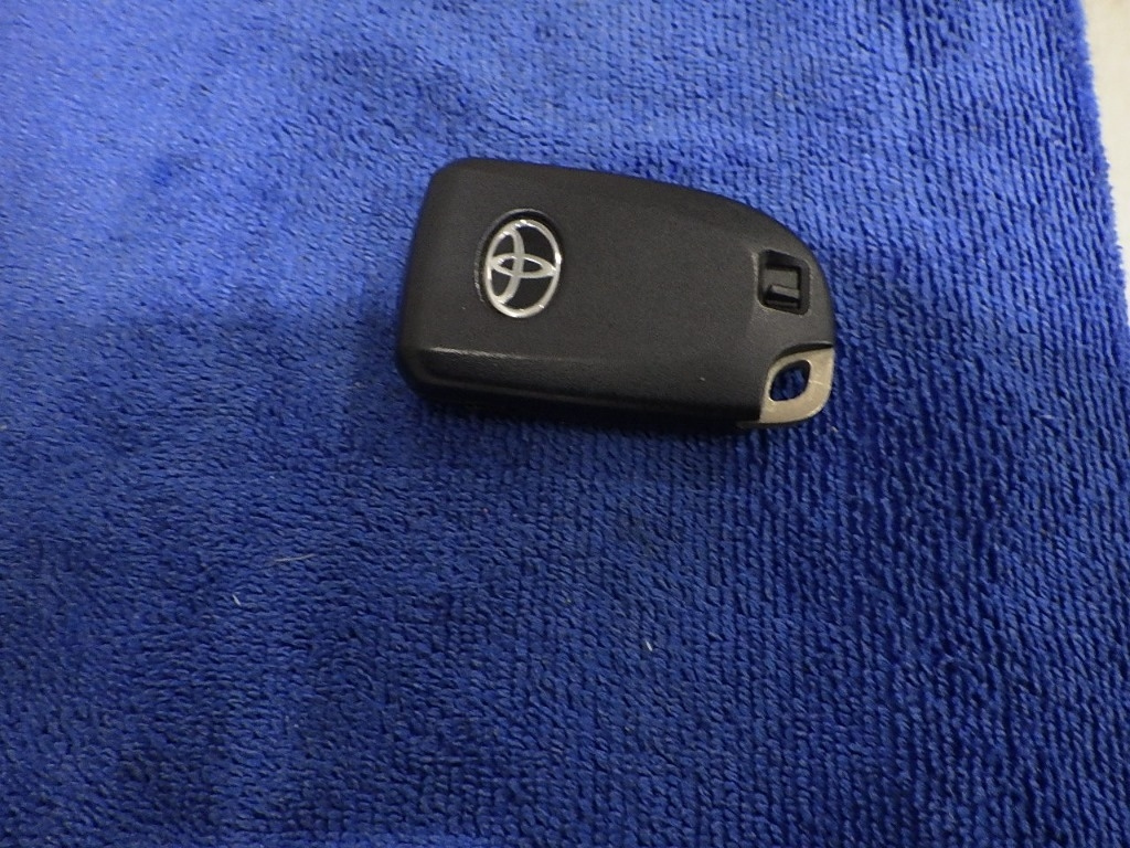 TOYOTA SPADE 2014
