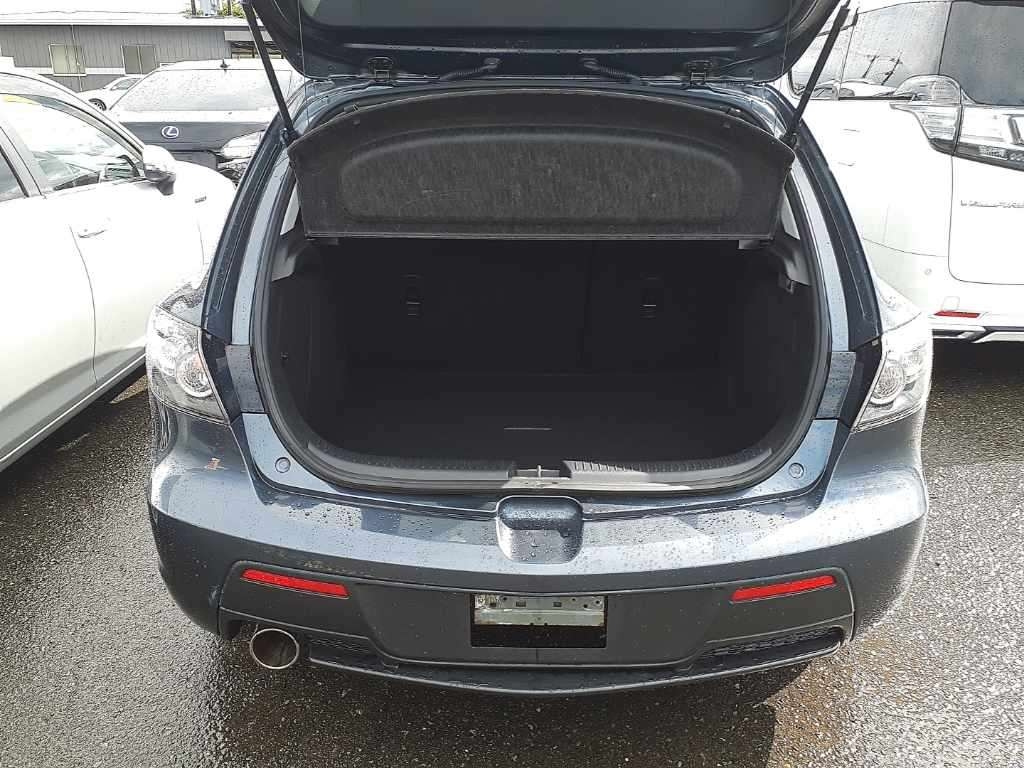 MAZDA AXELA 2008