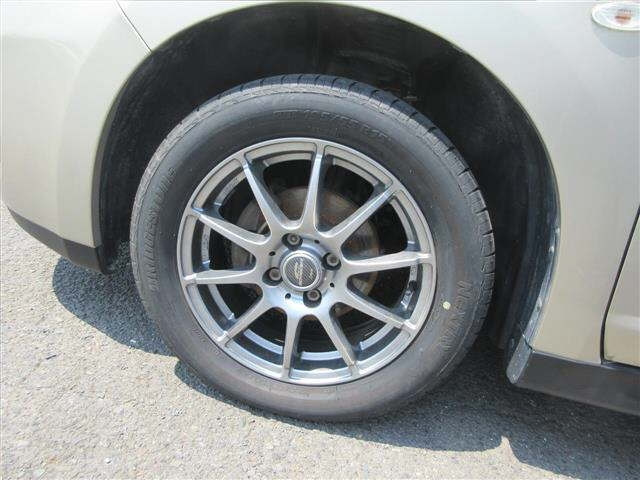 NISSAN TIIDA 2011
