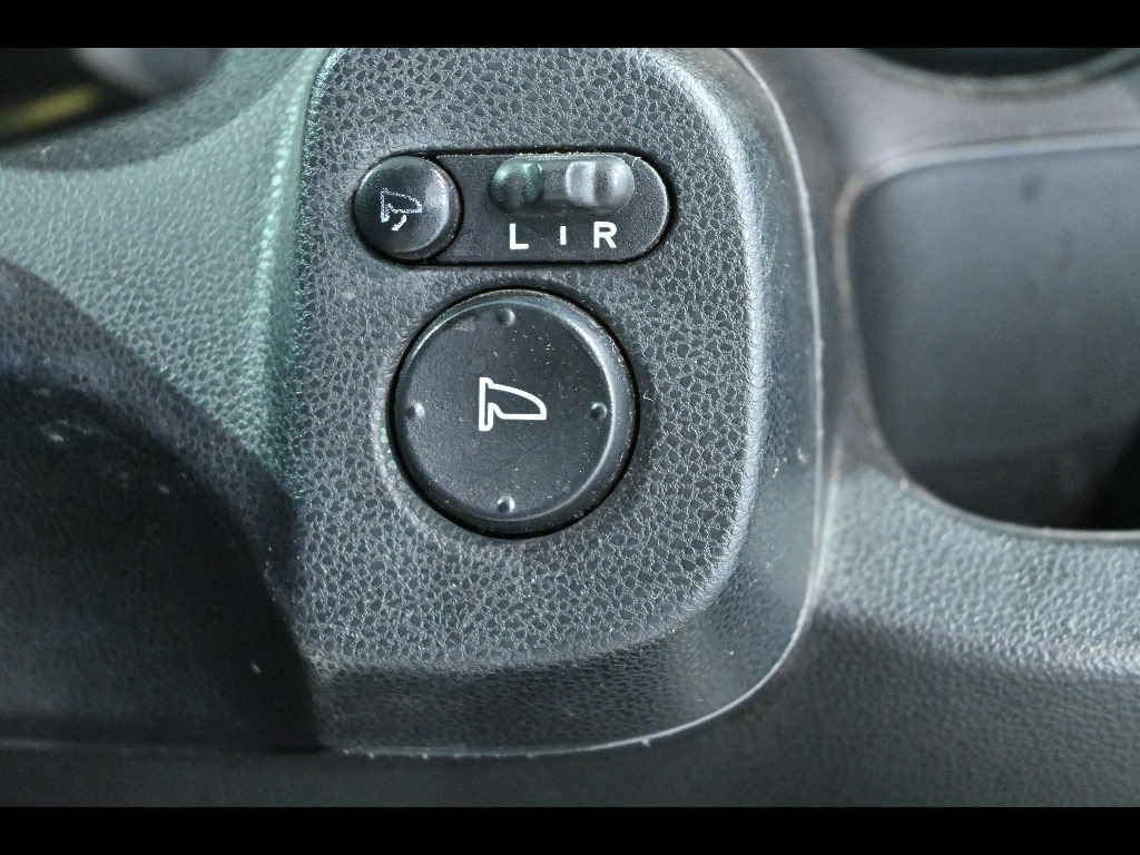 HONDA FIT SHUTTLE 2011