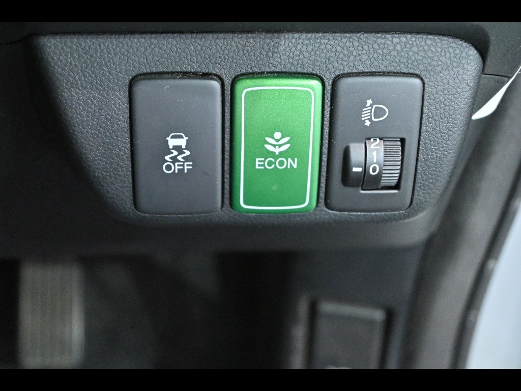 HONDA FIT SHUTTLE 2011