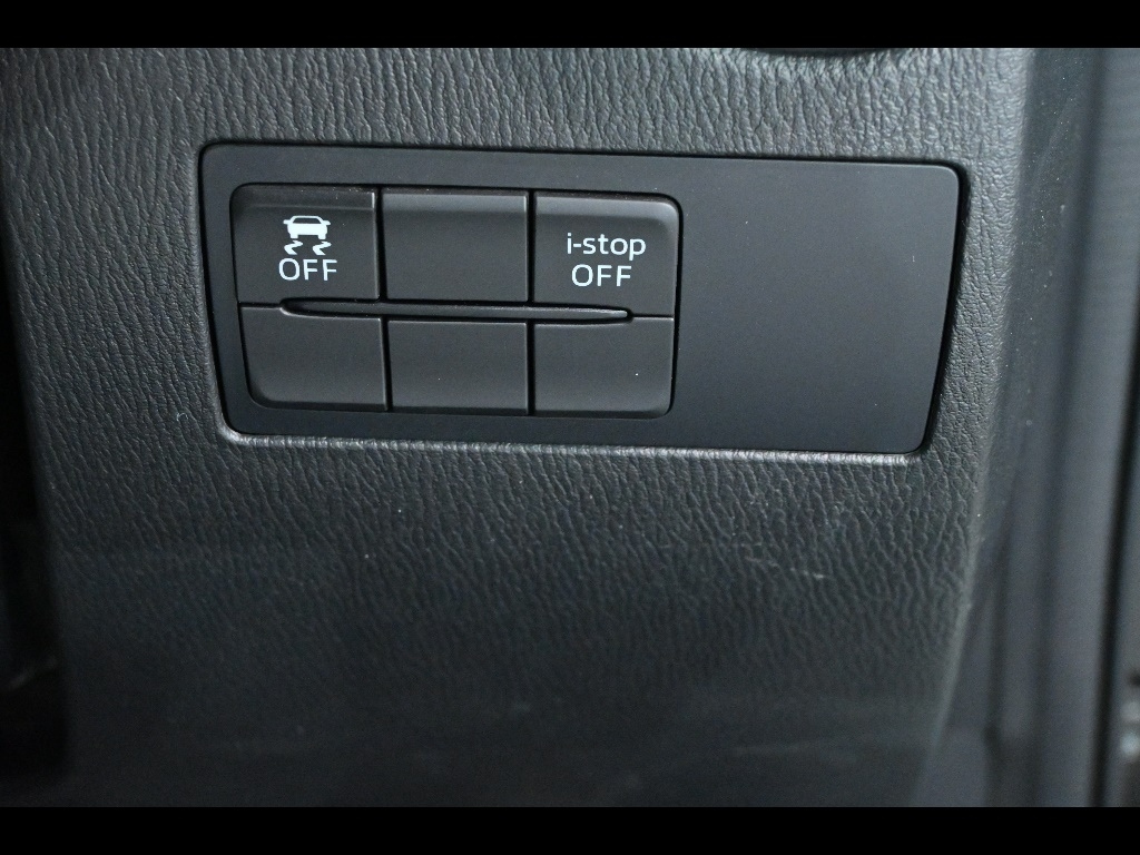 MAZDA DEMIO 2015