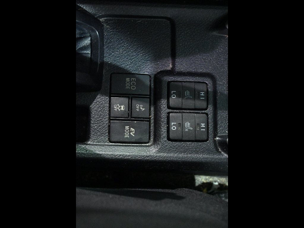 TOYOTA COROLLA FIELDER 2014