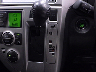 TOYOTA RACTIS 2010