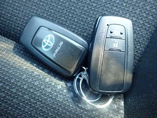 TOYOTA PRIUS 2019