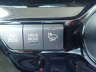 TOYOTA PRIUS 2019