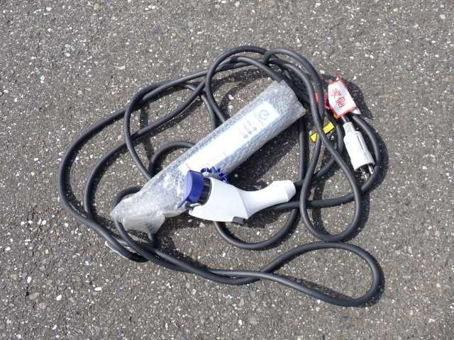 NISSAN LEAF 2020