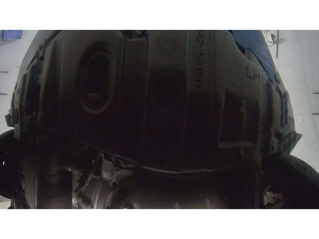 TOYOTA VITZ 2014