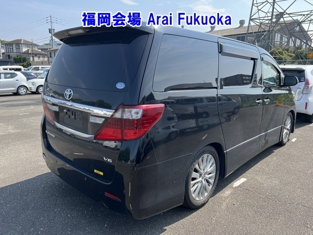 TOYOTA ALPHARD 2014