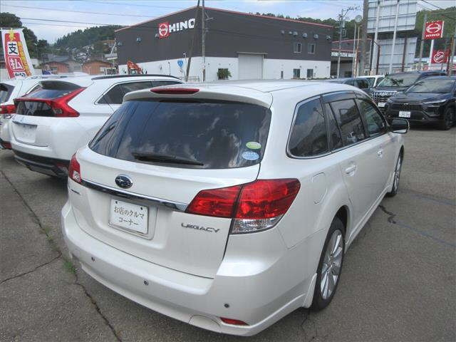SUBARU LEGACY 2010