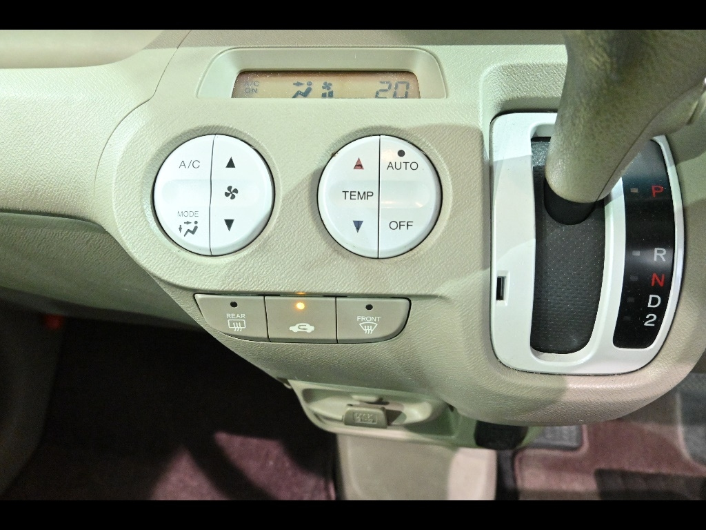 HONDA LIFE 2010