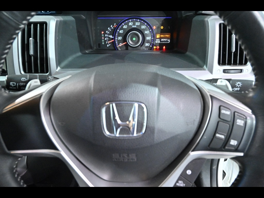 HONDA STEP WAGON 2012