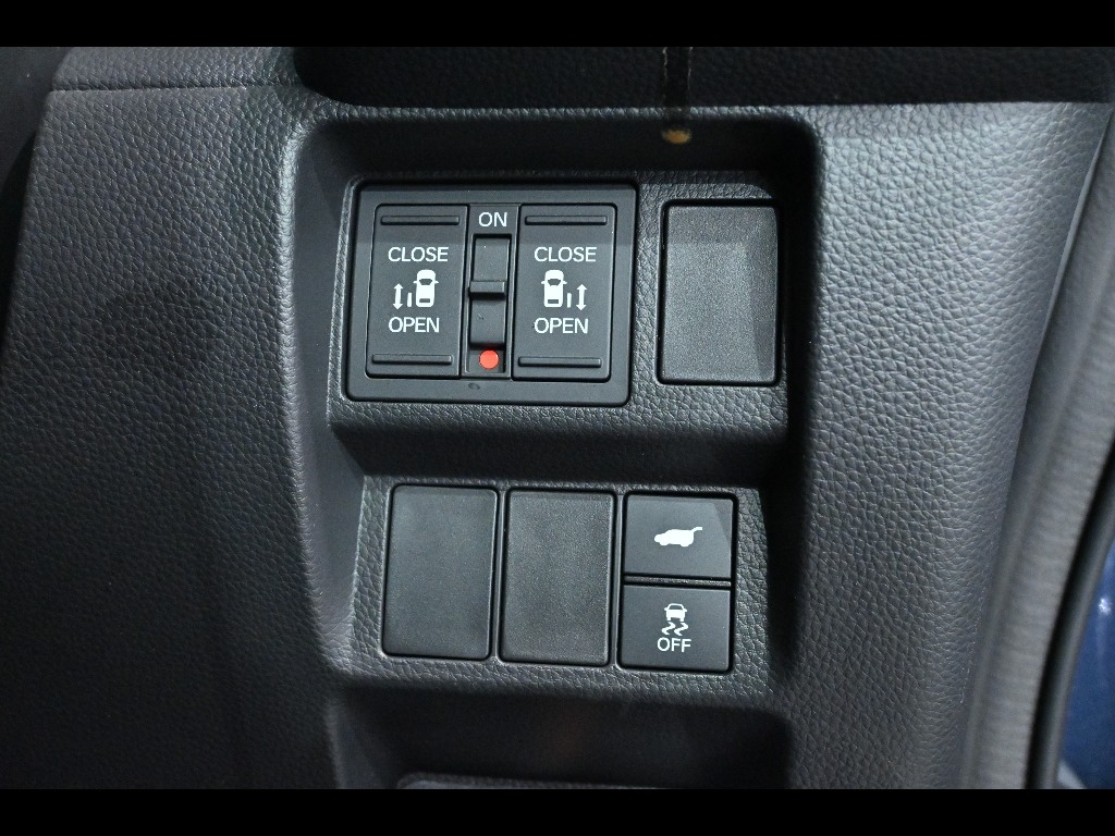 HONDA STEP WAGON 2022