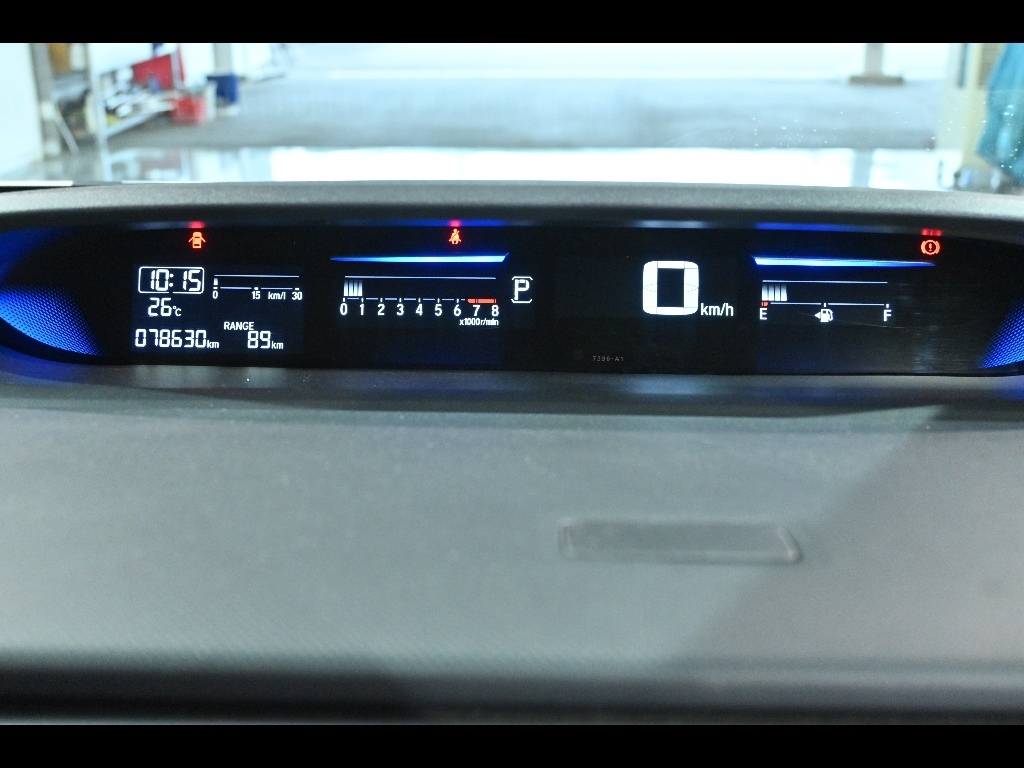 HONDA STEP WAGON 2015