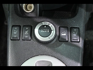 NISSAN X-TRAIL 2012