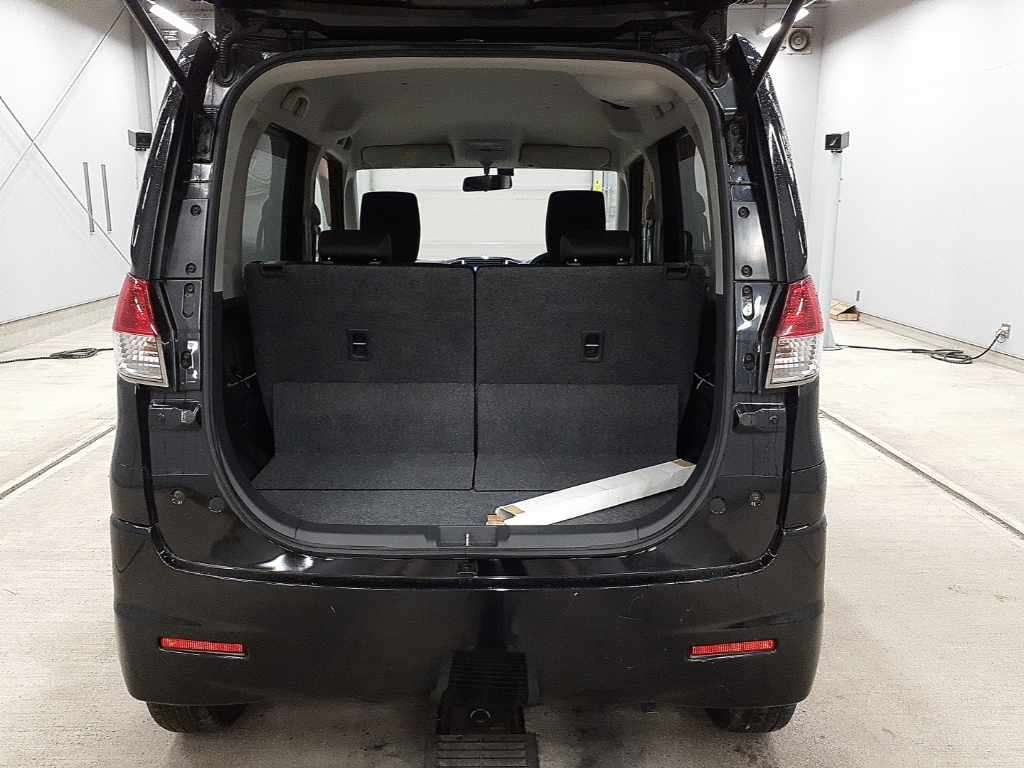 SUZUKI SOLIO 2013