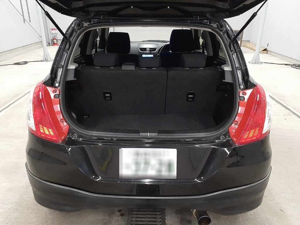 SUZUKI SWIFT 2015