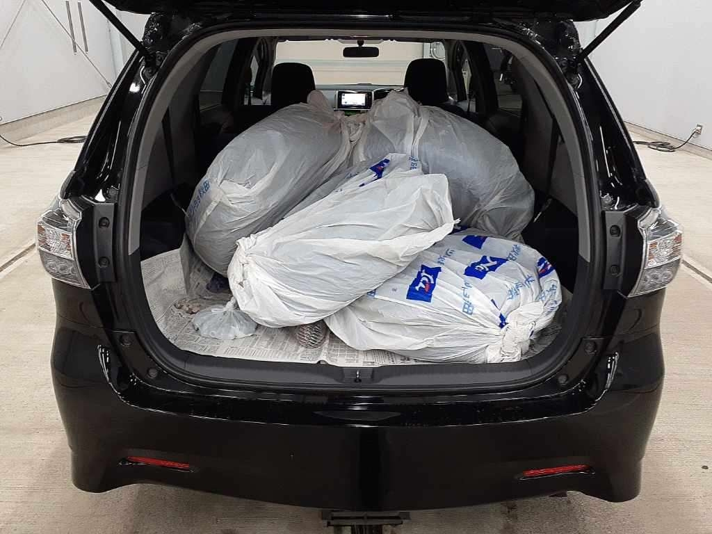 TOYOTA WISH 2013