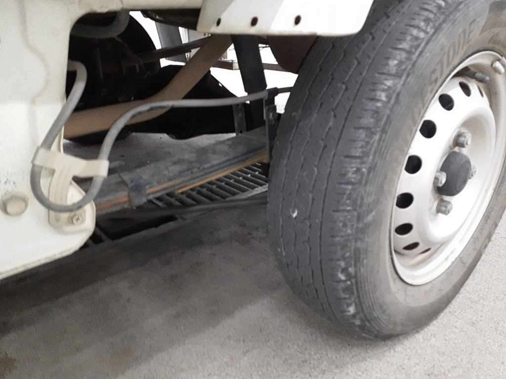 MAZDA SCRUM TRUCK 2012