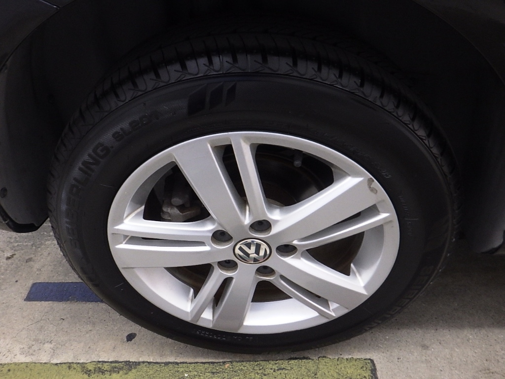 VOLKSWAGEN POLO 2014