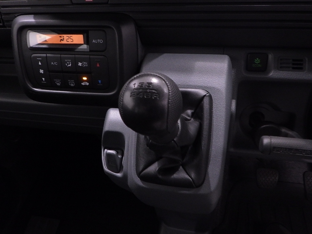 HONDA N VAN 2019