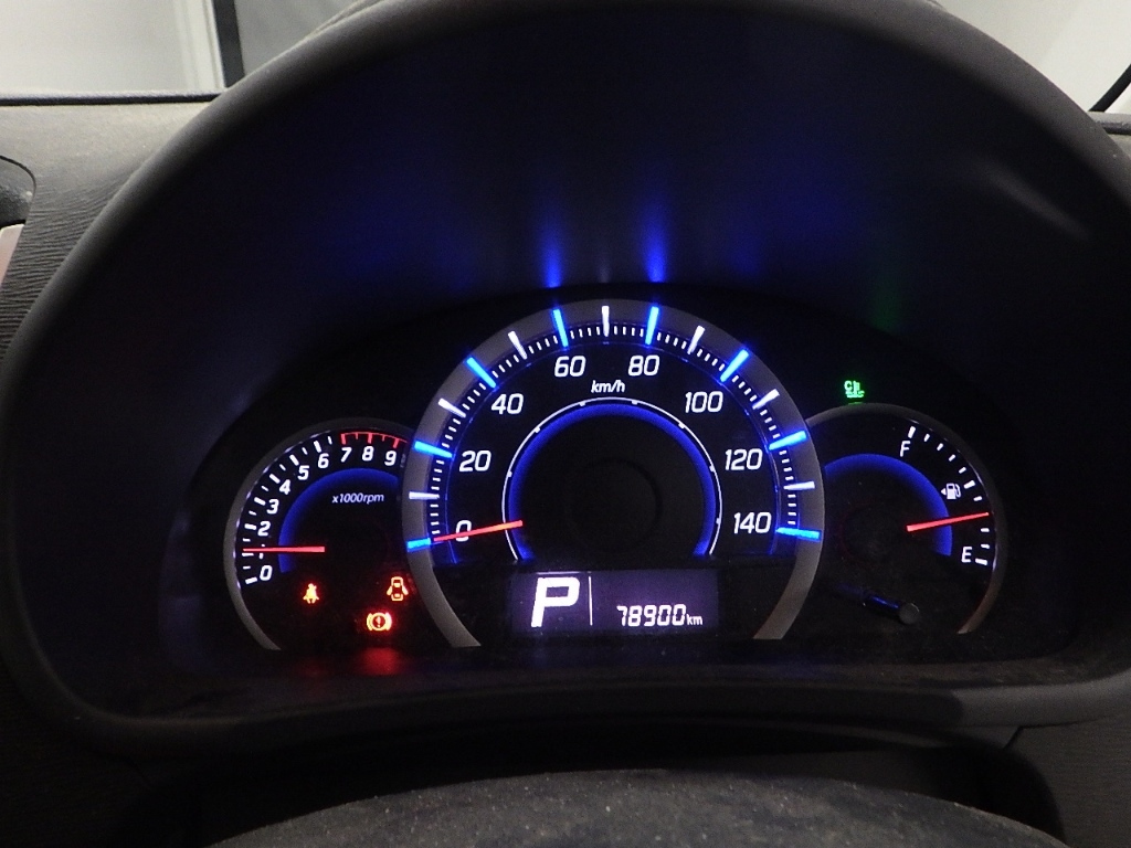 SUZUKI WAGON R 2013