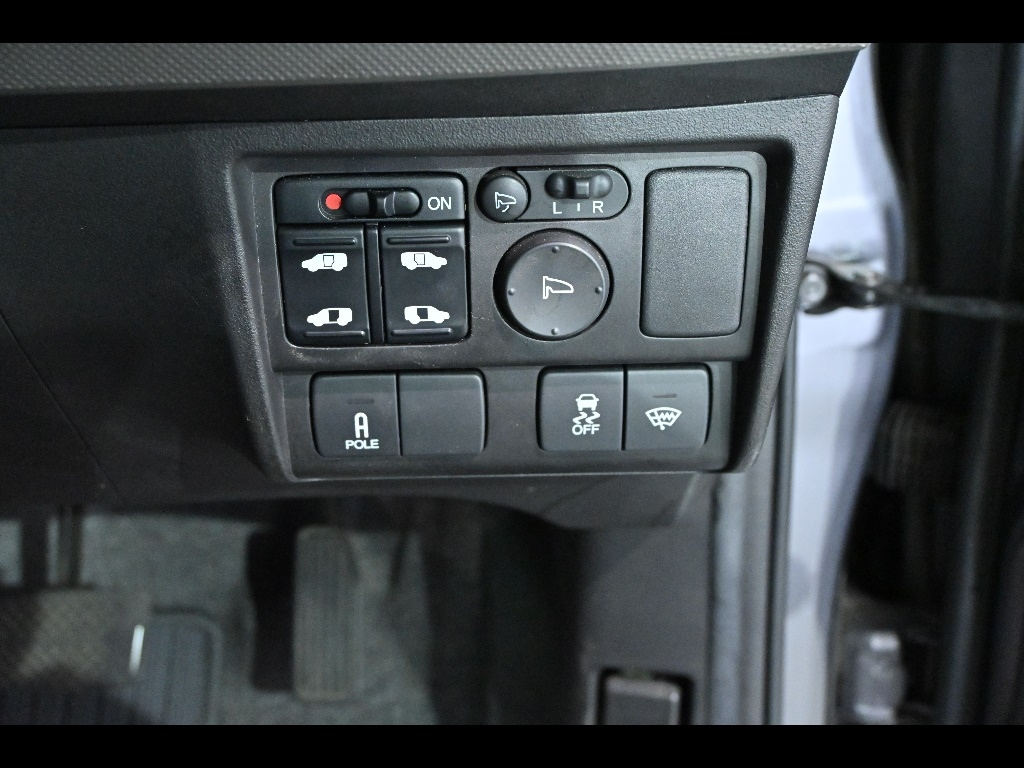 HONDA FREED 2014