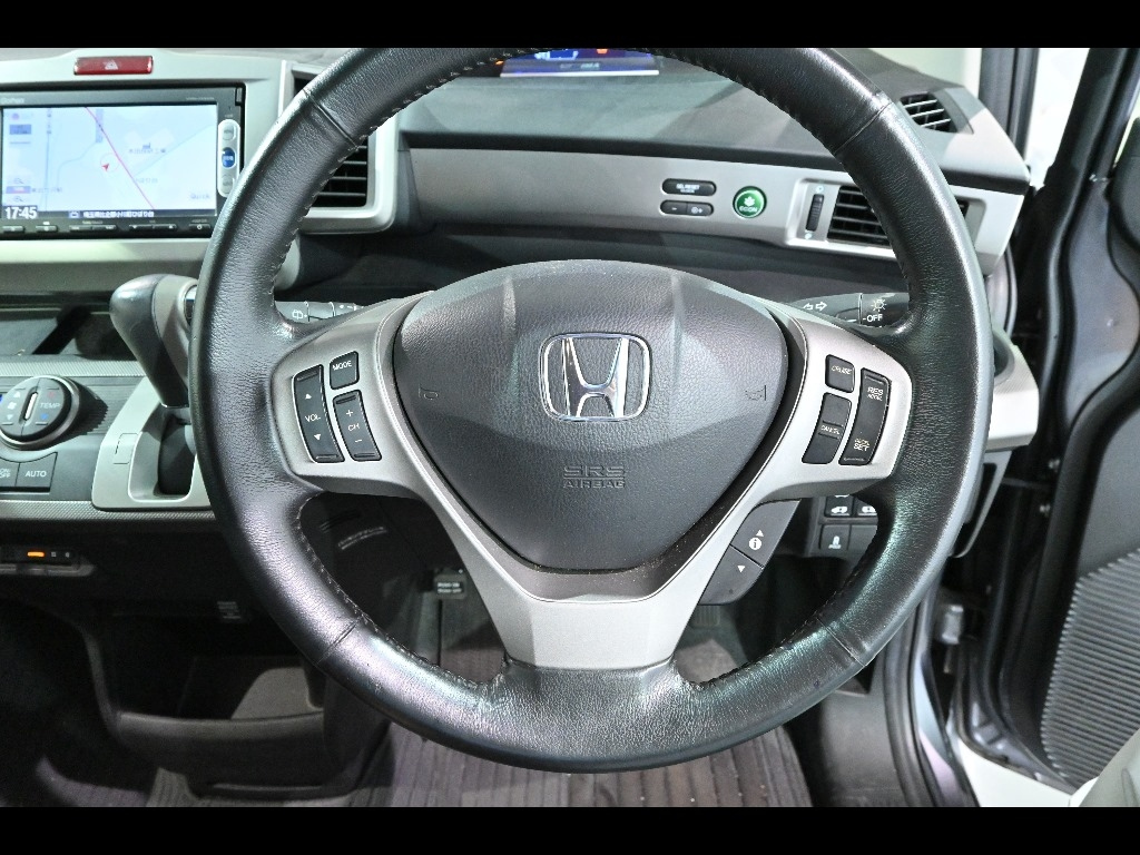HONDA FREED 2014