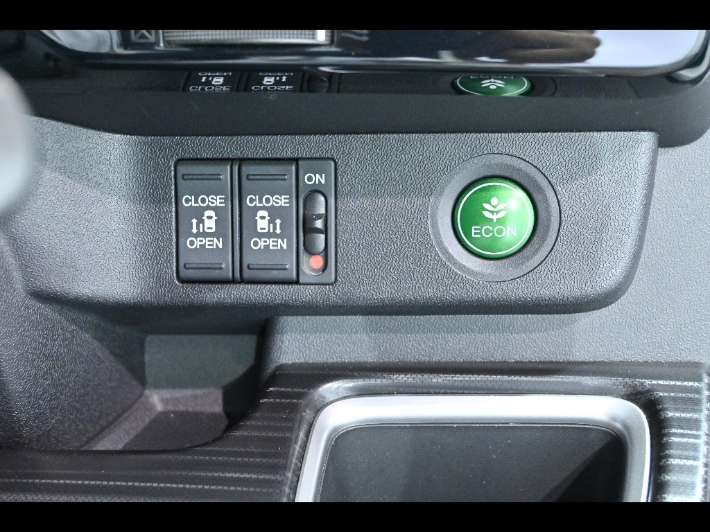 HONDA STEP WAGON 2015