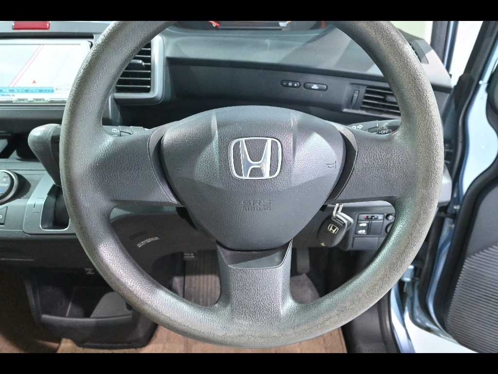 HONDA FREED 2008