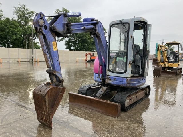 KOMATSU PC30UU-3 2008