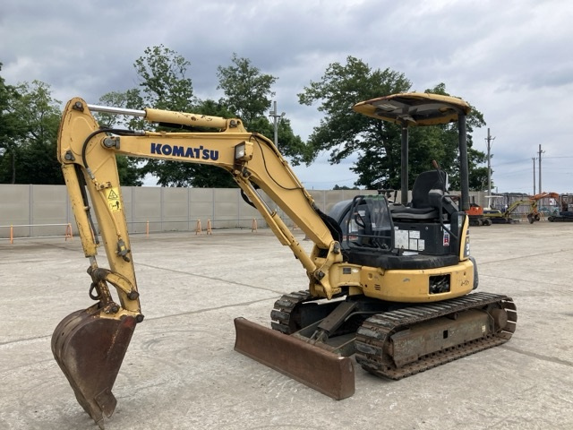 KOMATSU PC30MR-3 2008