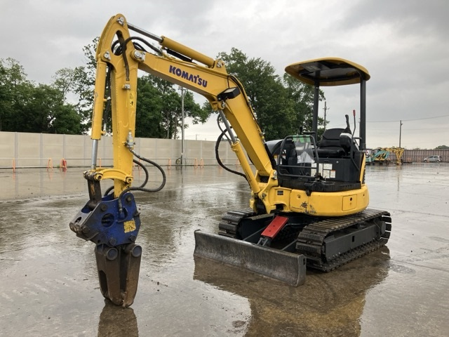 KOMATSU PC30MR-3 2010