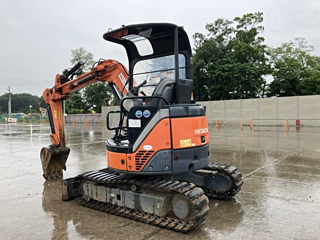 HITACHI ZX30UR-3 2015