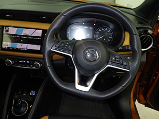 NISSAN KIX 2022