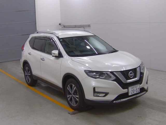 NISSAN X-TRAIL 2019