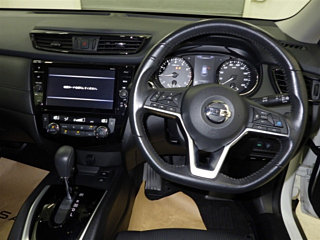NISSAN X-TRAIL 2019