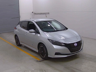 NISSAN LEAF 2022