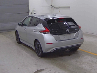 NISSAN LEAF 2022