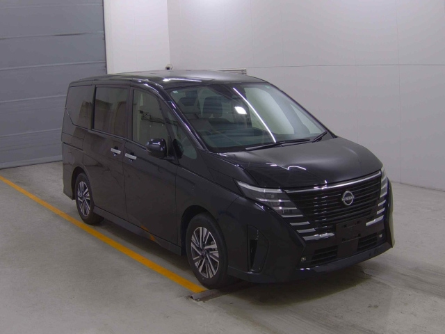 NISSAN SERENA 2023