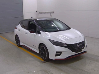 NISSAN LEAF 2022
