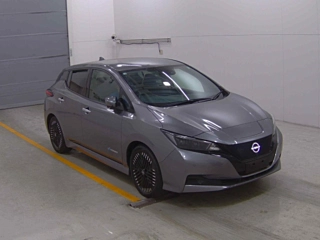 NISSAN LEAF 2022